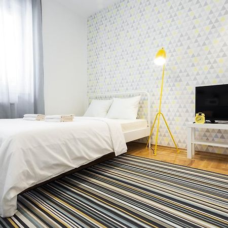 Giallo Apartment - Free Private Parking Novi Sad Eksteriør billede