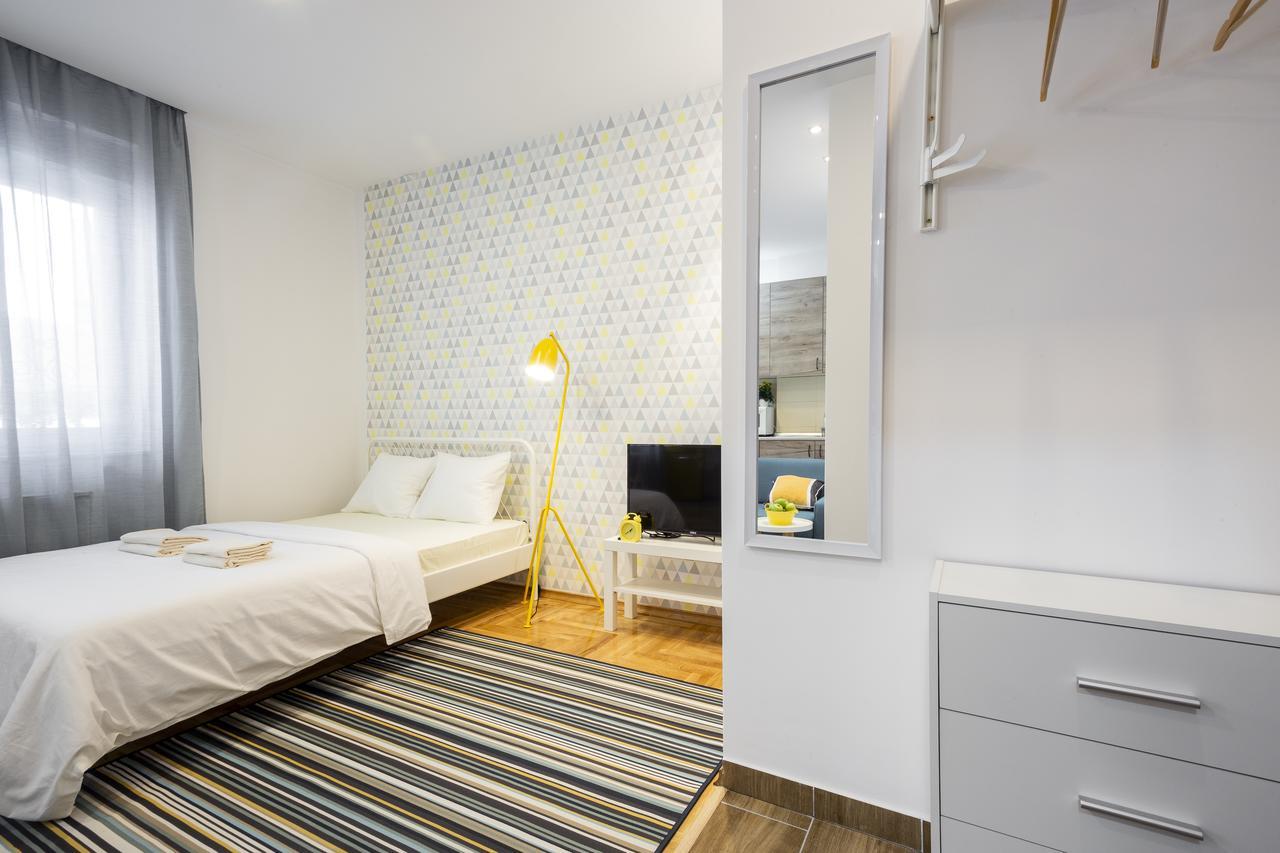 Giallo Apartment - Free Private Parking Novi Sad Eksteriør billede