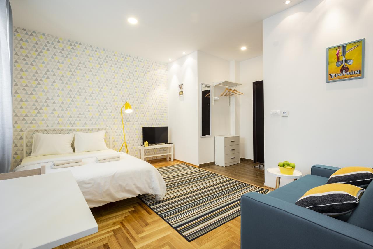 Giallo Apartment - Free Private Parking Novi Sad Eksteriør billede
