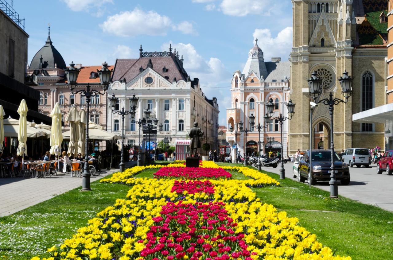 Giallo Apartment - Free Private Parking Novi Sad Eksteriør billede
